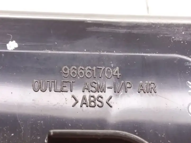 Opel Antara (2006 - 2011) 96661704 Воздушная решетка панели — фото 4