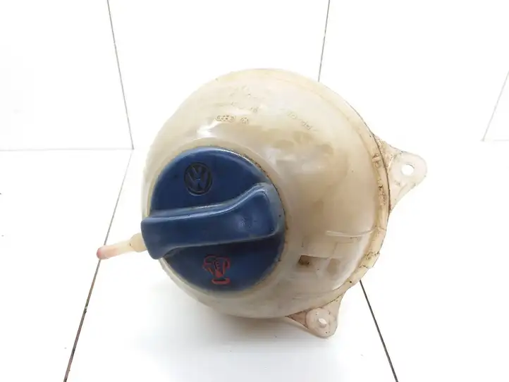 Volkswagen Polo III 6N 6N2 6NF (1994 - 2001) 1H0121407 Расширительный бачок — фото 1