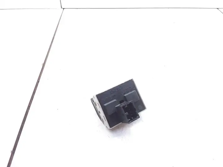 Volkswagen Fox (2005 - 2009) 6Q0959858 Блок кнопок стеклоподъемников — фото 2