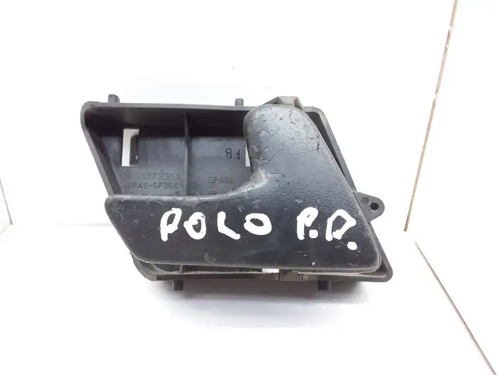 Volkswagen Polo III 6N 6N2 6NF (1994 - 2001) 6K0837236A Внутренняя ручка двери — фото 1