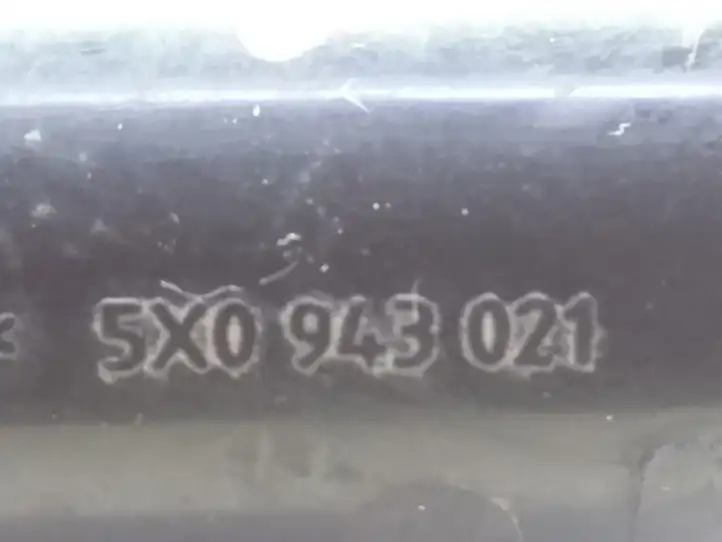 Volkswagen Fox (2005 - 2009) 04641000 Подсветка номера — фото 4