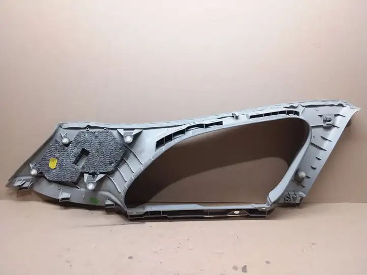 Toyota Avensis T270 (2009 - 2012) 6247105140 Прочая отделка багажника — фото 3