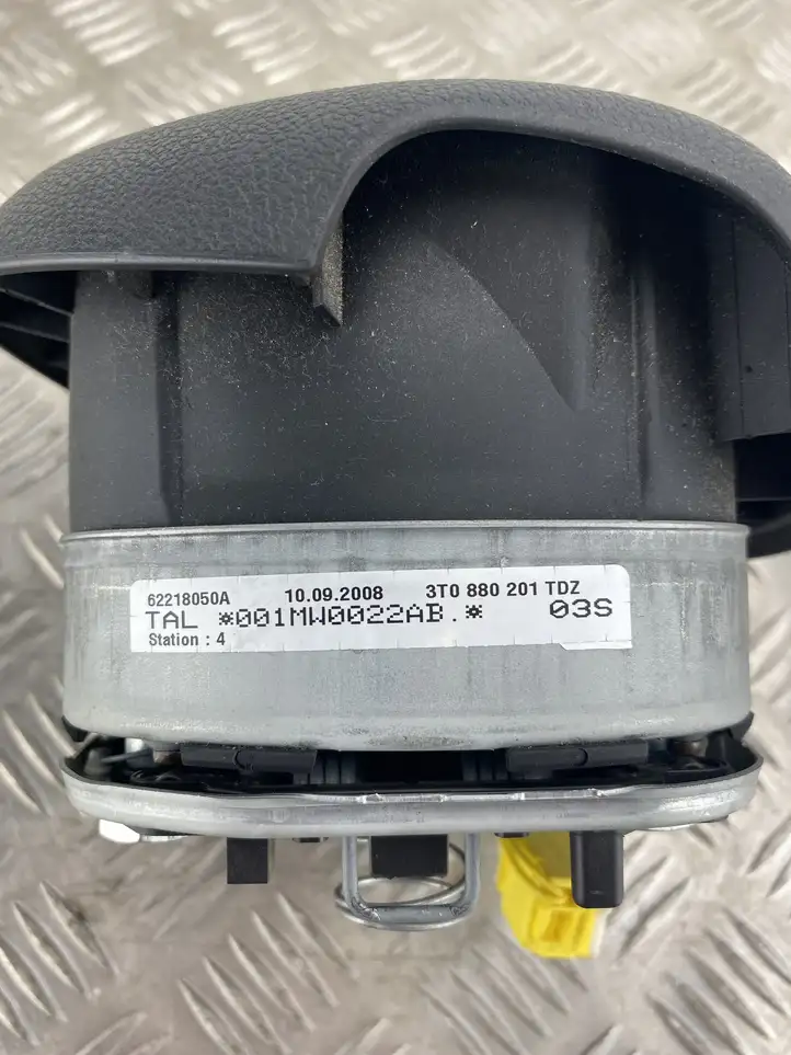 Skoda Superb B6 (3T) (2008 - 2015) 3T0880201TDZ Подушка безопасности руля — фото 4