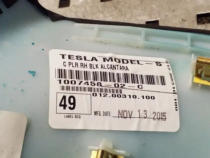 Tesla Model S (2016 - 2021) 100745802C Обшивка стойки C — фото 5
