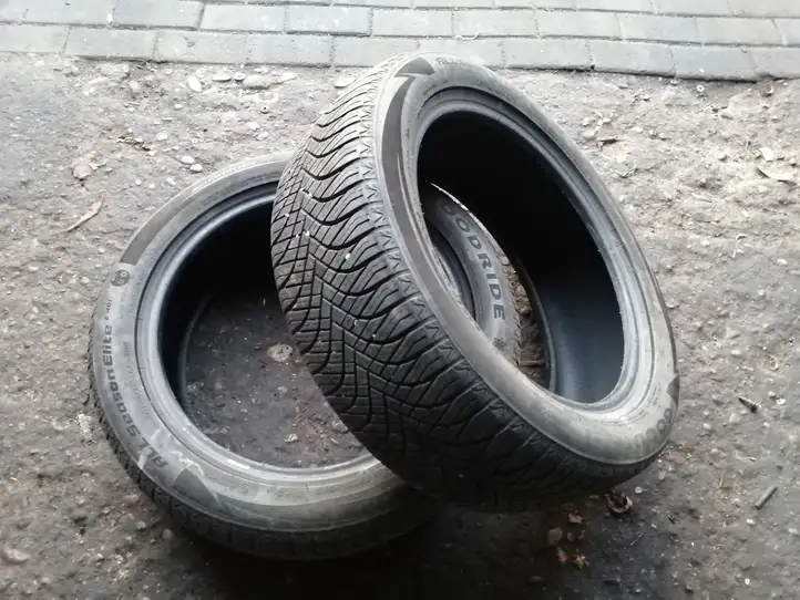 Volkswagen PASSAT B7 (2011 - 2014) 21550R17 Зимняя шина R17 — фото 1