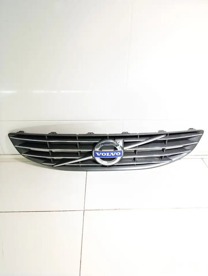 Volvo V60 (2013 - 2018) 31349928 Передняя решетка — фото 2