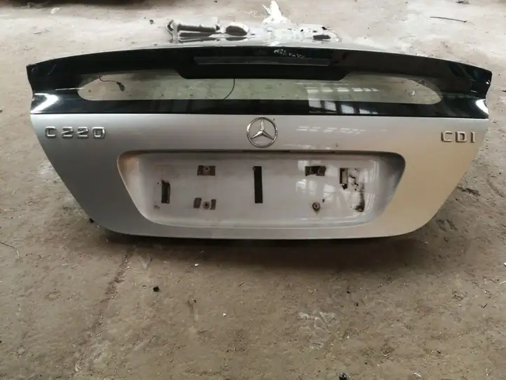 Mercedes-Benz C W203 (2000 - 2007) Крышка багажника — фото 2