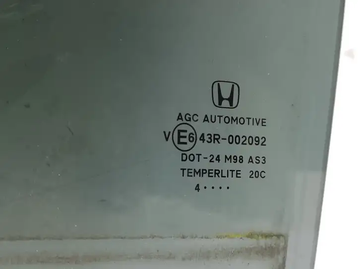 Honda CR-V (2012 - 2016) Стекло задней двери — фото 4