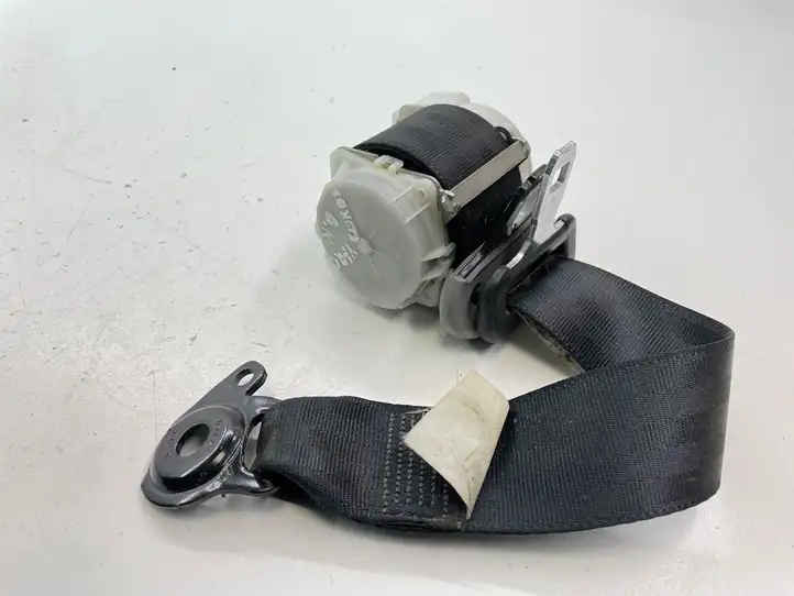 Toyota Yaris (2005 - 2009) 0435031 Задний ремень безопасности — фото 1