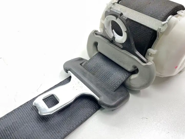 Toyota Yaris (2005 - 2009) 0435031 Задний ремень безопасности — фото 4