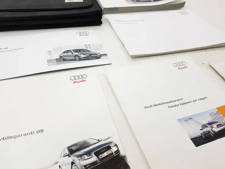 Audi A4 S4 B8 8K (2007 - 2011) 2825618K237 Сервисная книжка — фото 5
