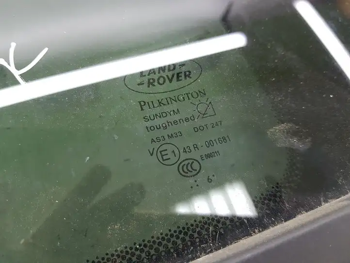 Land Rover Range Rover Sport L320 (2005 - 2009) E143R001681 Форточка двери — фото 8