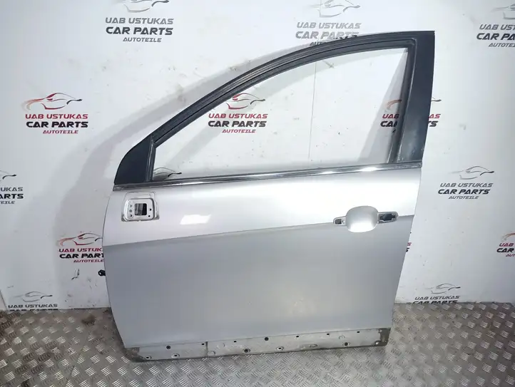 Chevrolet Captiva (2006 - 2011) Дверь — фото 1