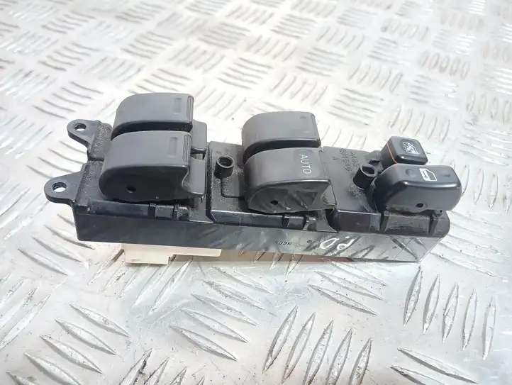 Toyota RAV 4 (XA20) (2000 - 2005) 8482042130 Блок кнопок стеклоподъемников — фото 1
