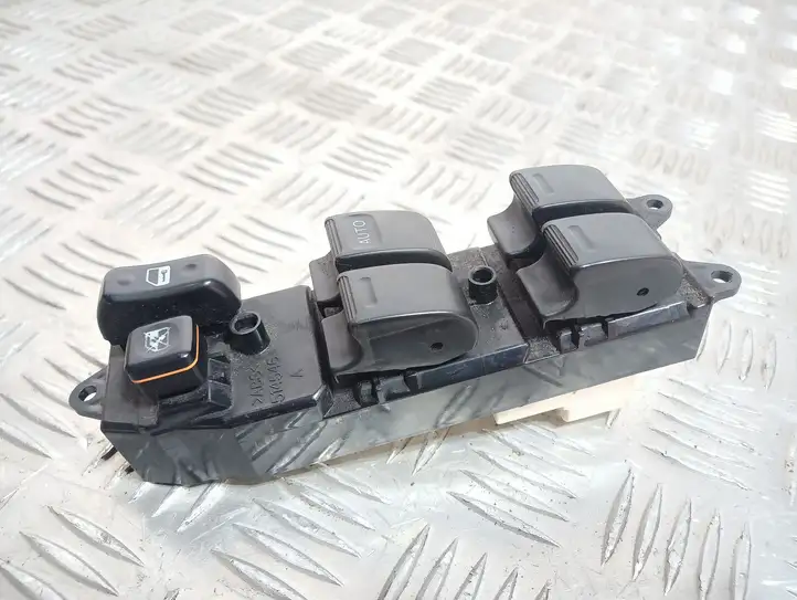 Toyota RAV 4 (XA20) (2000 - 2005) 8482042130 Блок кнопок стеклоподъемников — фото 2