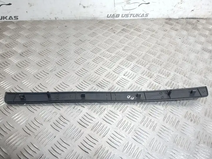 Toyota RAV 4 (XA20) (2000 - 2005) 6791142010 Внутренняя отделка переднего порога — фото 2