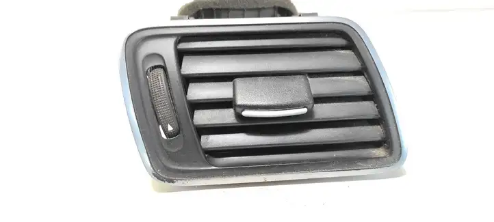 Volkswagen PASSAT B7 (2011 - 2014) 3AC819702A Боковой воздушный дефлектор — фото 1
