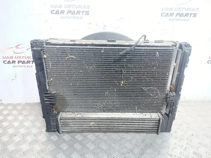 BMW 1 E81 E87 (2004 - 2011) 6937515 Комплект радиаторов охлаждения — фото 1