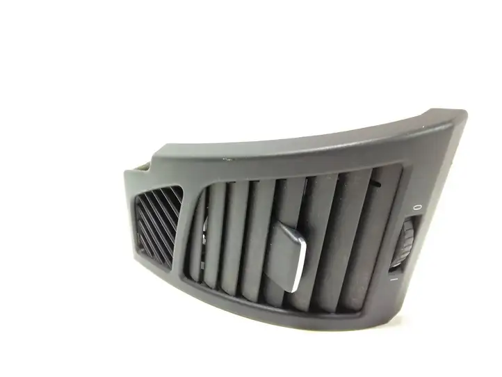 BMW 1 E81 E87 (2004 - 2011) 7059188 Боковой воздушный дефлектор — фото 2