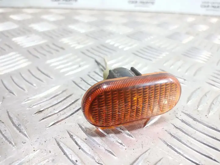 Renault Scenic I (1996 - 2003) 7700822136 Поворотный фонарь крыла — фото 1