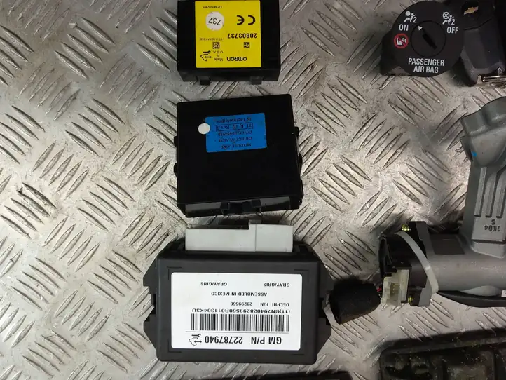 Chevrolet Captiva (2011 - 2013) 25187592 Комплект системы зажигания — фото 14