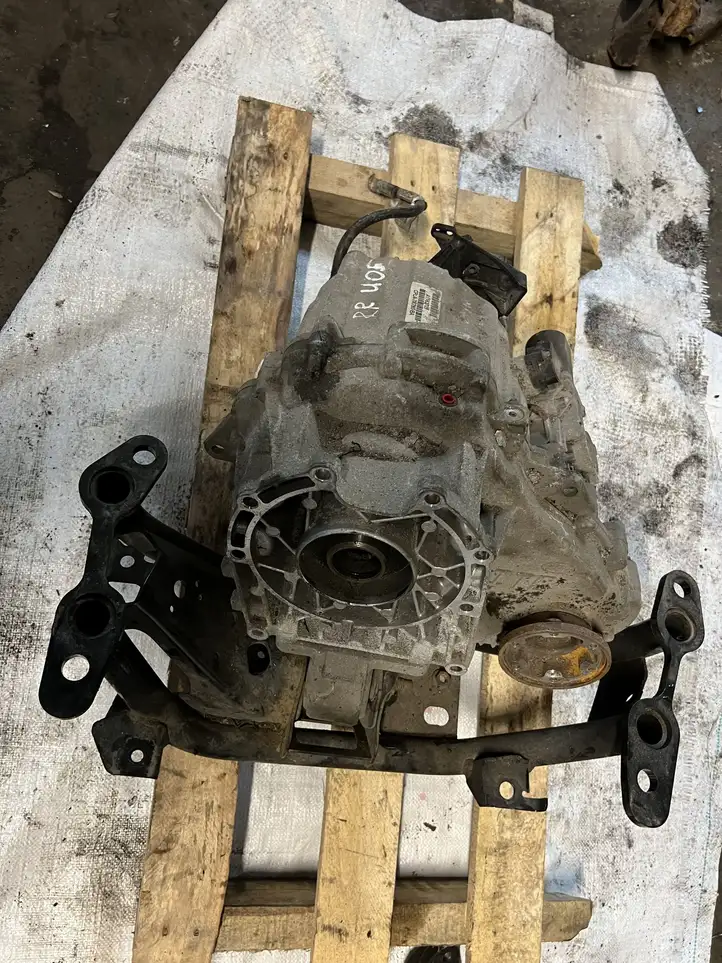 Land Rover Range Rover Sport L494 (2013 - 2017) A1162709 Раздаточная коробка — фото 1