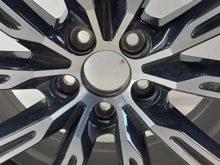 Volvo XC60 (2017 - ) 31680357 Легкосплавный колесный диск R19 — фото 4