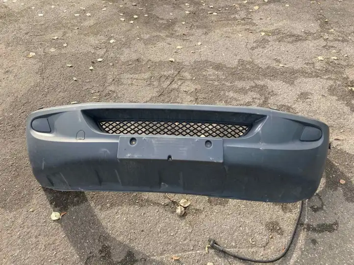 Mercedes-Benz Sprinter W906 (2006 - 2018)  9068800570 Передний бампер