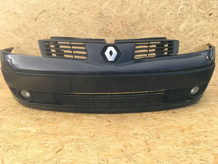 Renault Espace (2002 - 2006)  3200102205 Передний бампер