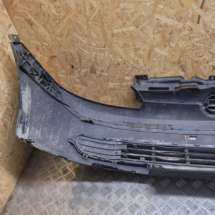 Opel Combo   464549018 Передний бампер