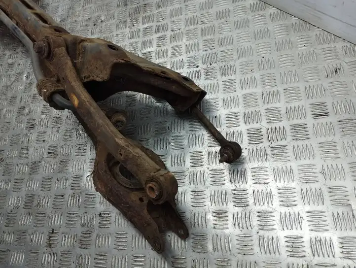 Hyundai i30 (2012 - 2015)   Задняя траверса