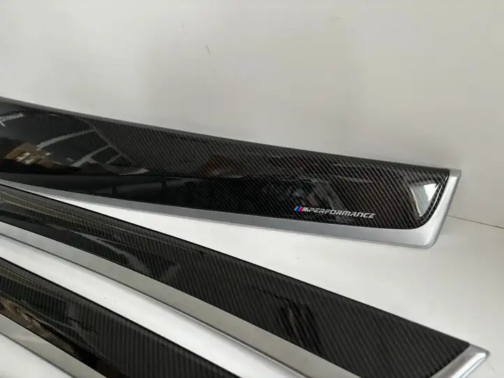 BMW 5 F10 F11 Отделка внутренней панели салона — фото 6