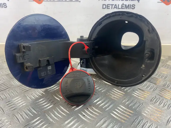 Opel Zafira C (2014 - 2016) 13394541 Крышка топливного бака — фото 6