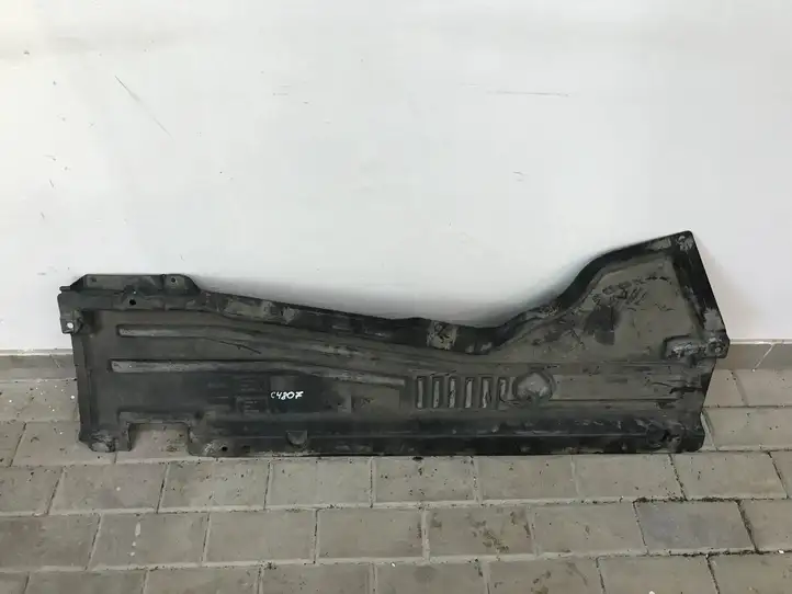 BMW X5 E70 (2006 - 2013) 7158403 Защита топливного бака — фото 2