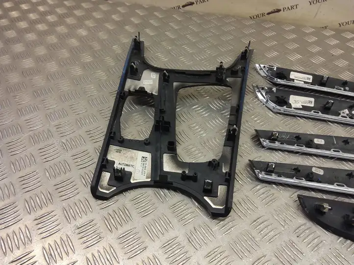 BMW X3 F25 (2010 - 2017) 9302211 Комплект отделки дверей — фото 13