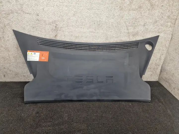 Tesla Model S (2021 - ) 106048100C Обшивка бардачка — фото 2