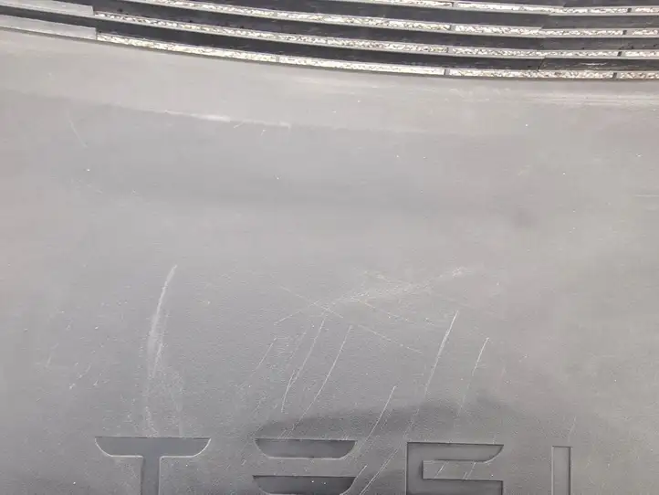 Tesla Model S (2021 - ) 106048100C Обшивка бардачка — фото 7