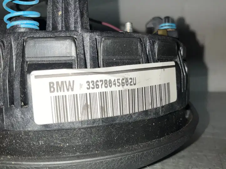 BMW 5 E60 E61 (2004 - 2010) 6780456 Подушка безопасности руля — фото 4