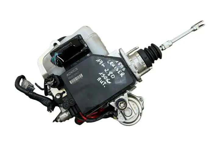 Toyota Land Cruiser (J150) (2009 - ) 8954160A31 Главный тормозной цилиндр — фото 1
