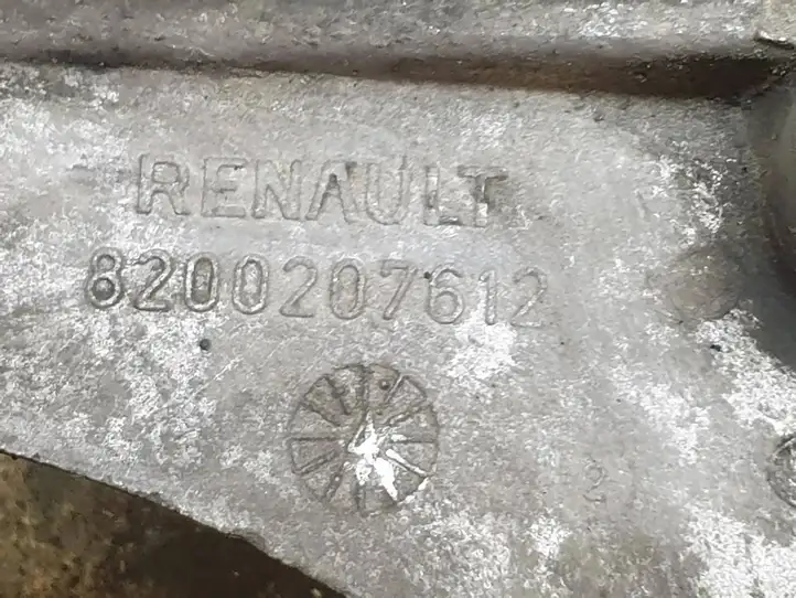 Renault Master II (2004 - 2010) 8200207612 Кронштейн топливного насоса — фото 6