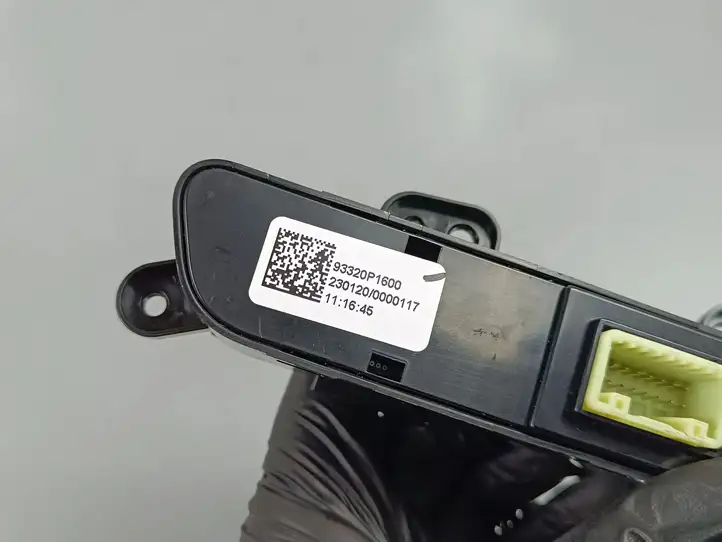 Kia Sportage (2021 - ) 4G34061700 Кнопка обогрева рулевого колеса — фото 4