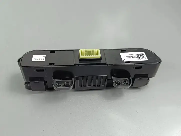 Kia Sportage (2021 - ) 4G34061700 Кнопка обогрева рулевого колеса — фото 6