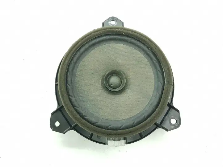 Toyota Yaris (2005 - 2009) 861600D190 Динамики задних дверей — фото 1