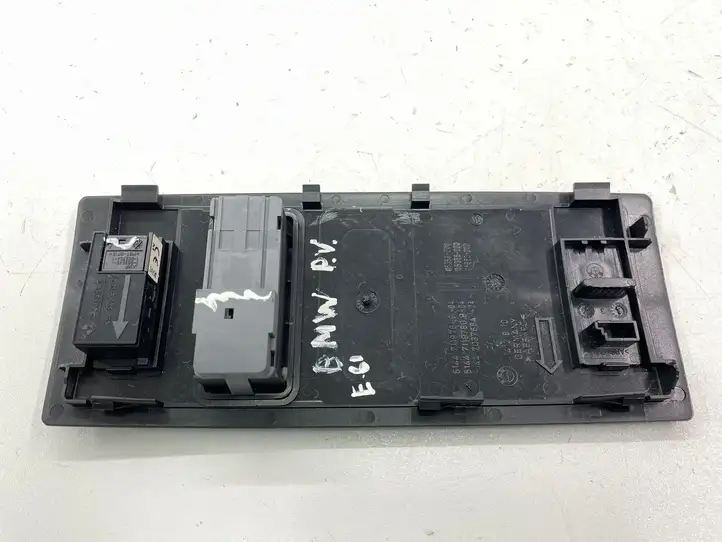 BMW 5 E60 E61 (2004 - 2010) 514471197819 Другие включатели / ручки/ переключатели — фото 3
