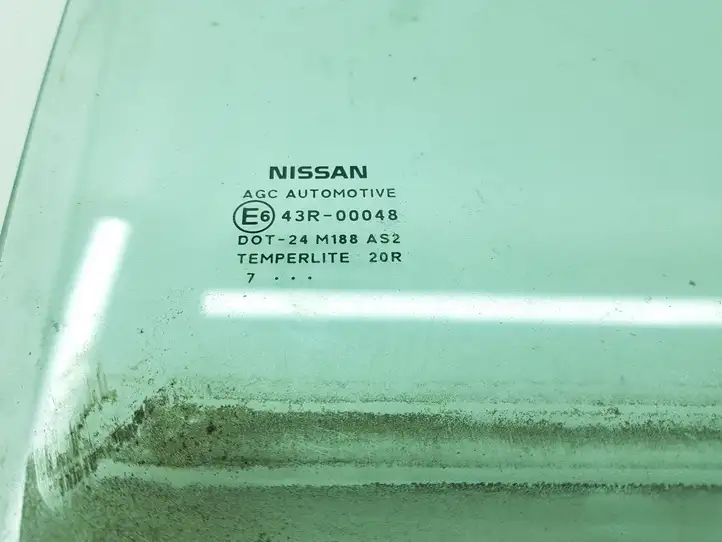 Nissan Qashqai (2006 - 2010) Стекло задней двери — фото 2