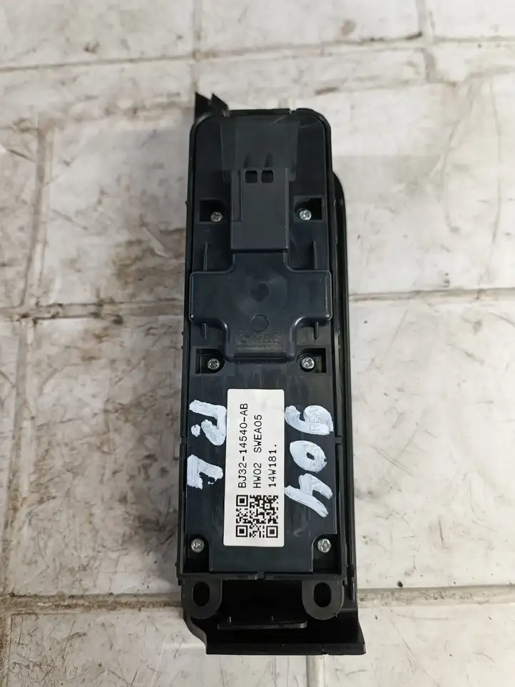 Land Rover Evoque I (2011 - 2015) BJ3214540AB Блок кнопок стеклоподъемников — фото 2