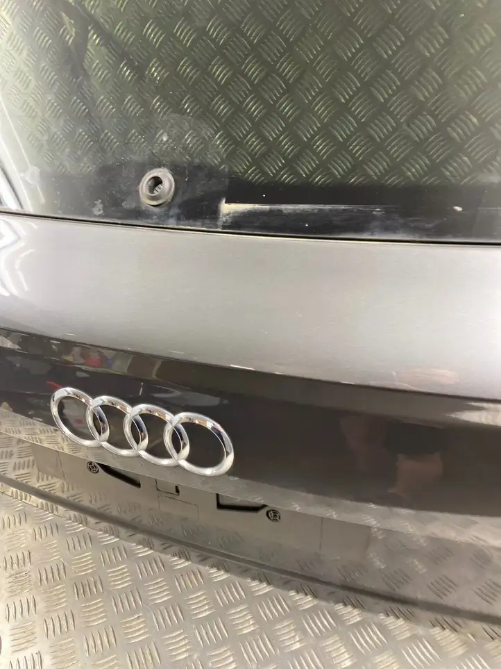 Audi Q7 4M (2015 - ) Крышка багажника — фото 13