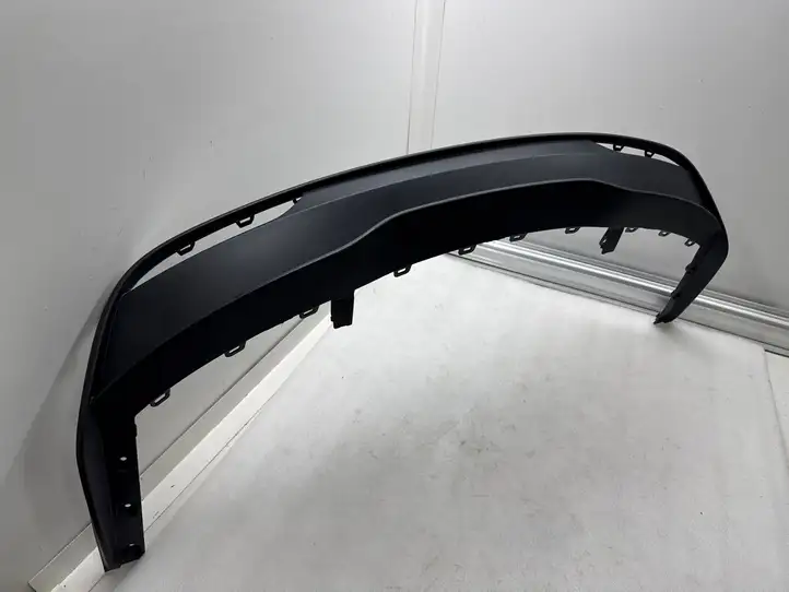 Tesla Model 3 (2024 - ) 158774100C Нижняя часть заднего бампера — фото 1