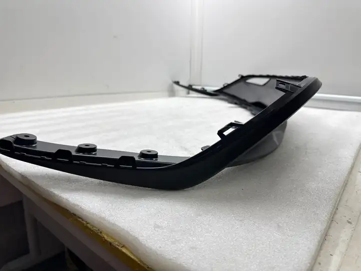 Tesla Model 3 (2024 - ) 158774100C Нижняя часть заднего бампера — фото 10