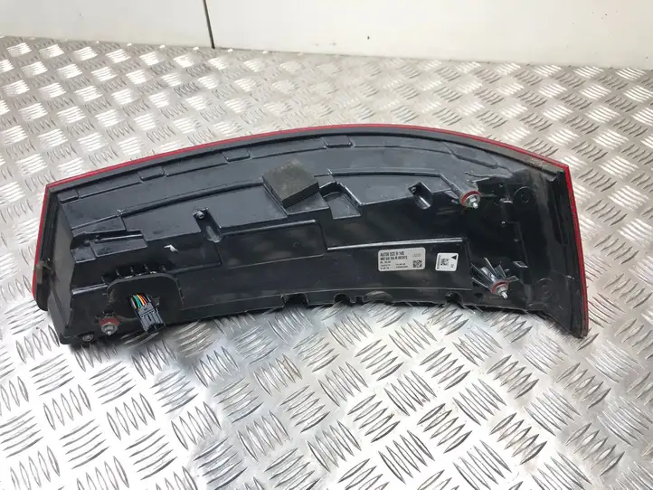 Audi SQ7 (2016 - ) 4M0945094M Задний фонарь в крышке багажника — фото 3